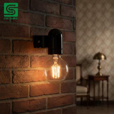 Ceramic lampshade holder