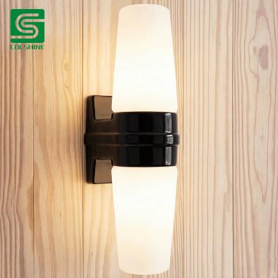 Fabricante del OEM Classic Ceramic Sauna Lighting Fixture with Heat Resistant Construction for Residential and Commercial Sauna Rooms de China